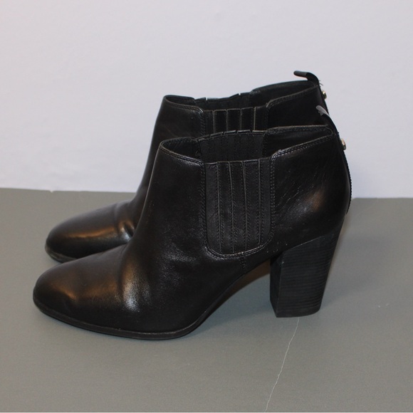 Michael Kors Black Leather Ankle Boots Women’s 9 Block Heel Chelsea Western - Picture 1 of 11